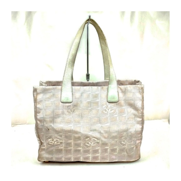 CHANEL tote bag in light pink nylon